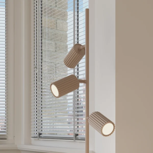Lampa podłogowa KARBON 3